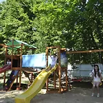 Hotel Zelenyi Kampus *