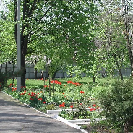 Zelenyi Kampus Hotel